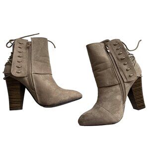 Venus Boots Lace Up Taupe Ankle Almond Toe Lacing Up Back Side Zip 4” Block 7.5
